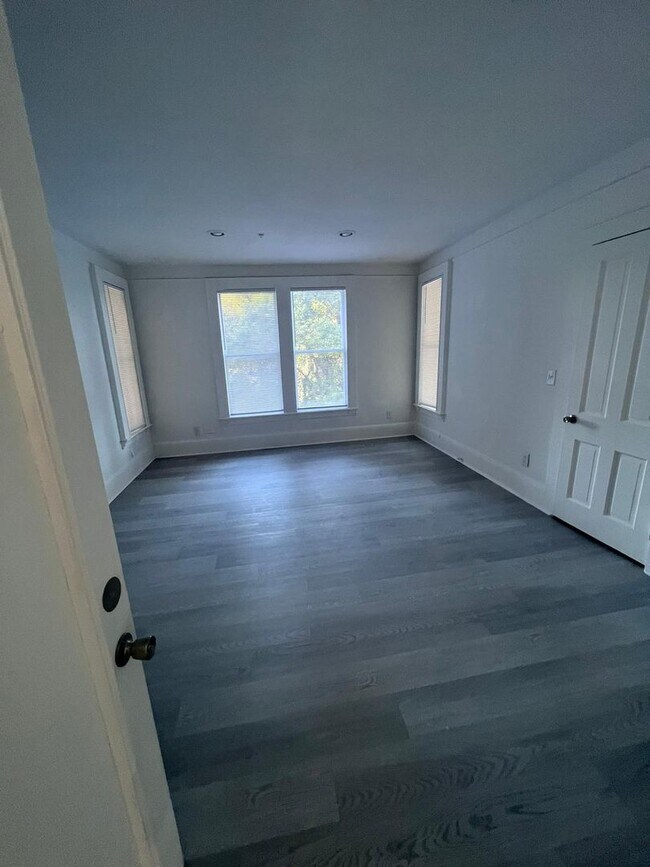 Foto del edificio - PIO-104 S Grove St