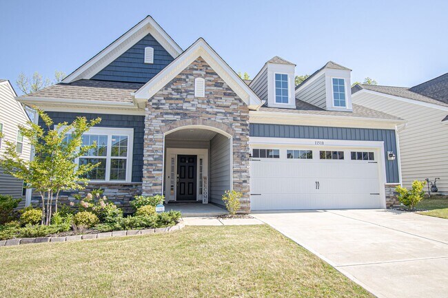 Foto del edificio - (Coming Soon, June 1st) Luxury 1.5 Story w...