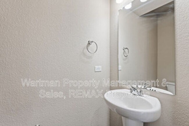 Foto del edificio - 9336 Portmar Dr.