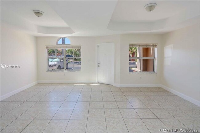 Building Photo - 11549 NW 62nd Terrace