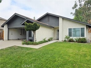 Building Photo - 5912 Santa Ana Ave