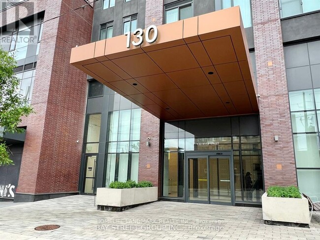 Building Photo - 130-130 River St