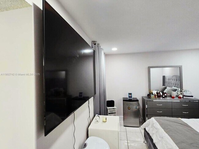 Foto del edificio - 8006 SW 149th Ave