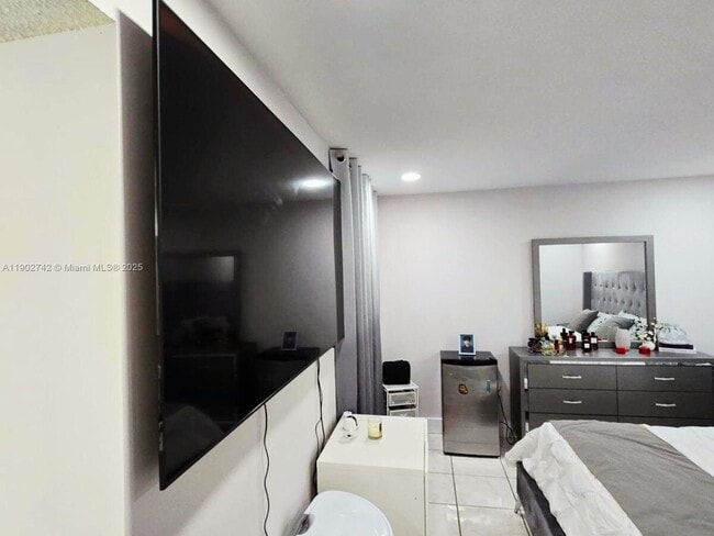 Building Photo - 8006 SW 149th Ave