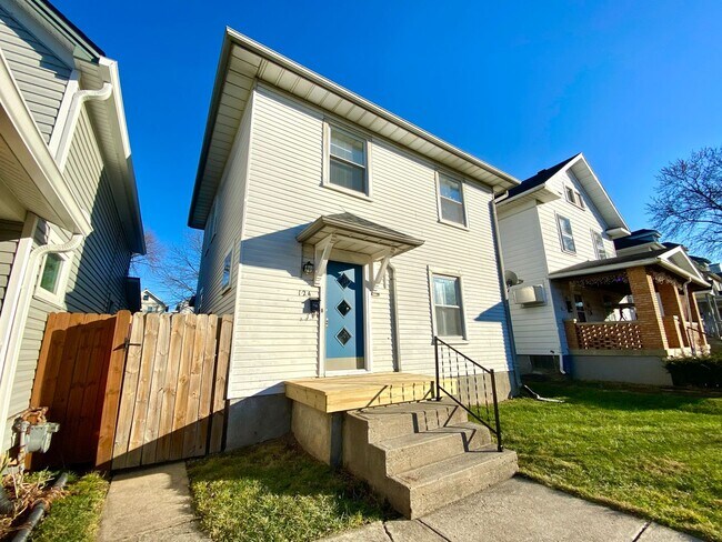 Building Photo - Indiana Home