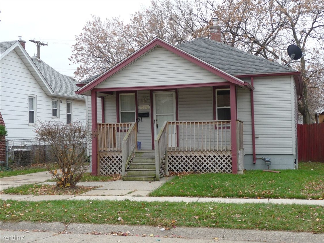 Primary Photo - 7576 Cadillac Ave