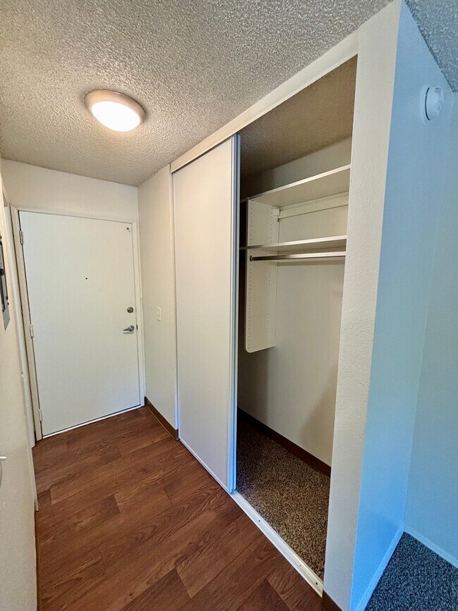 Foto del edificio - 3950 SW 102nd Ave