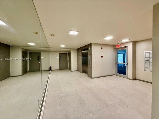 Foto del edificio - 1605 Bay Rd