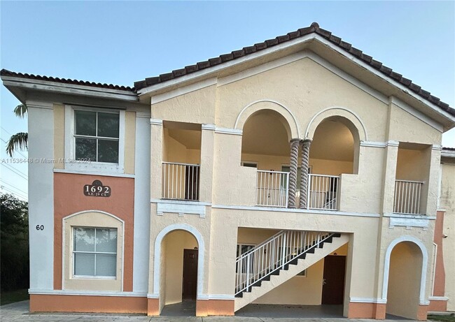 Foto del edificio - 1692 SE 29th Ct