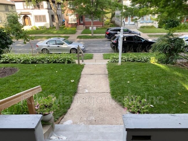 Building Photo - 3416 Girard Ave S