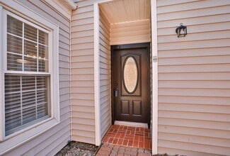 Building Photo - 7665 Ameswood Rd