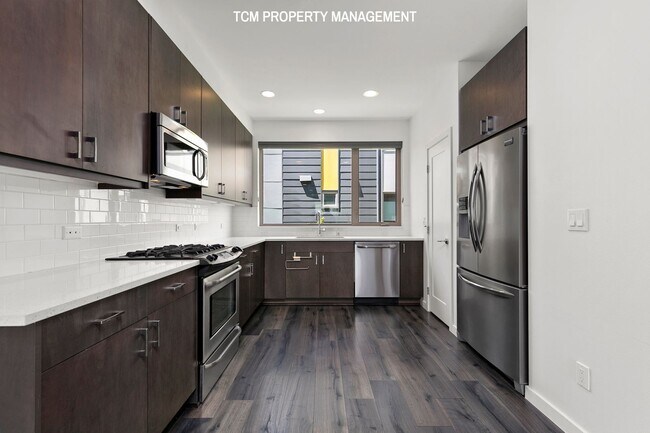 Foto del edificio - 1905 25th Ave S