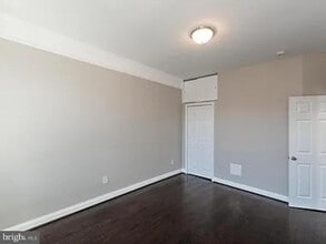 Building Photo - 465 Luray Pl NW