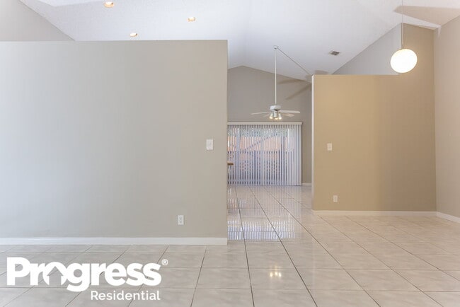 Building Photo - 9410 Aegean Dr