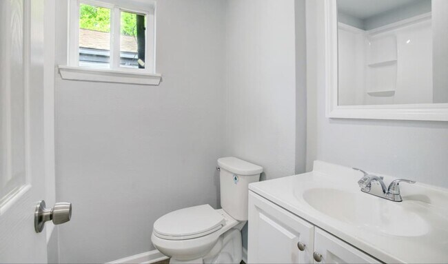 Foto del edificio - 5123 Peachtree St