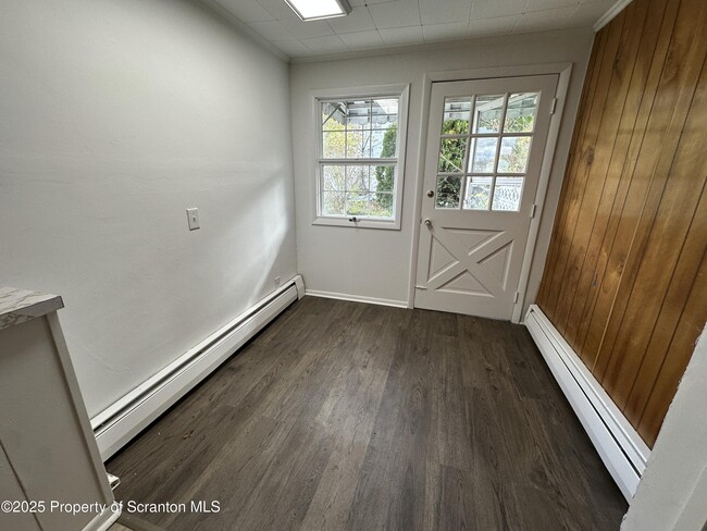 Building Photo - 113 N Fulton St