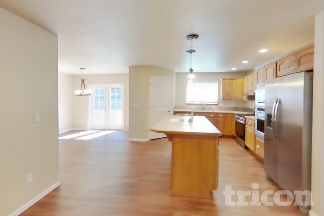 Foto del edificio - 32506 Miner St
