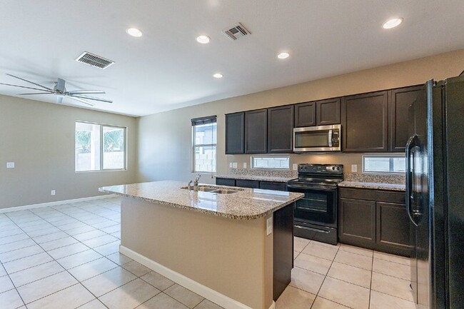 Building Photo - 41391 W Williams Way