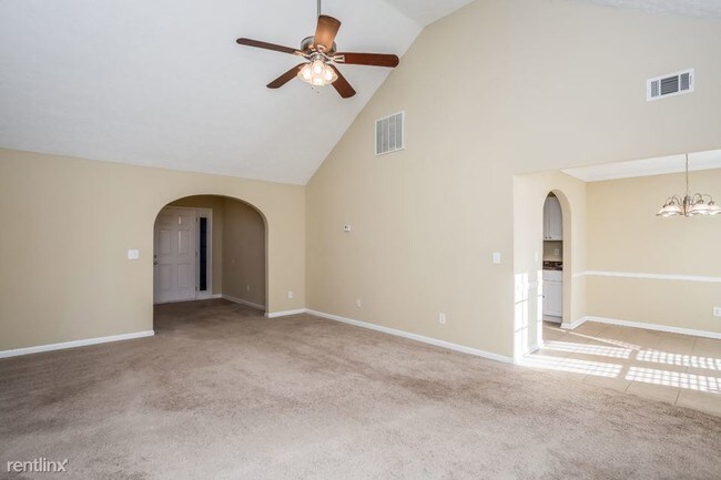 Building Photo - 5020 Towne Park Dr