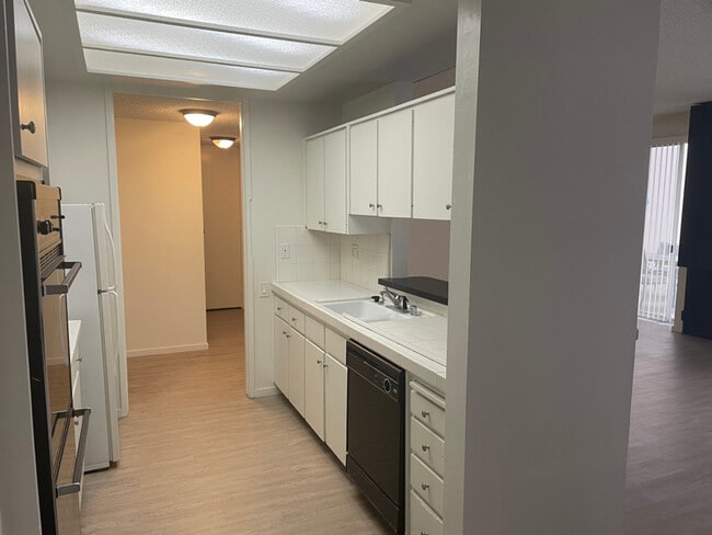 Foto del edificio - 1840 Fairburn Ave