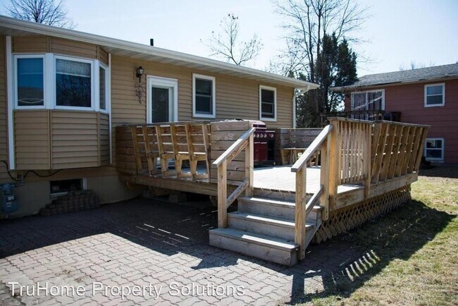 Building Photo - 4 br, 2 bath House - 15 Garden Ct. NW