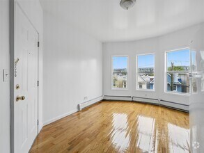 Building Photo - 308 Ege Ave