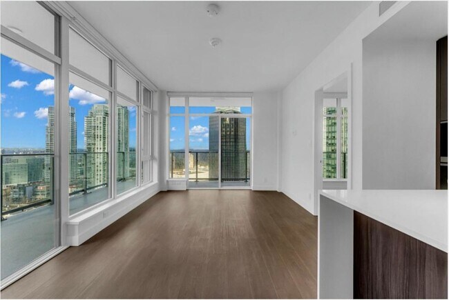 Photo du bâtiment - 6511 Sussex Av