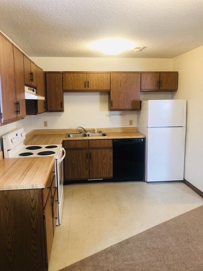 Foto del edificio - Convenient Location