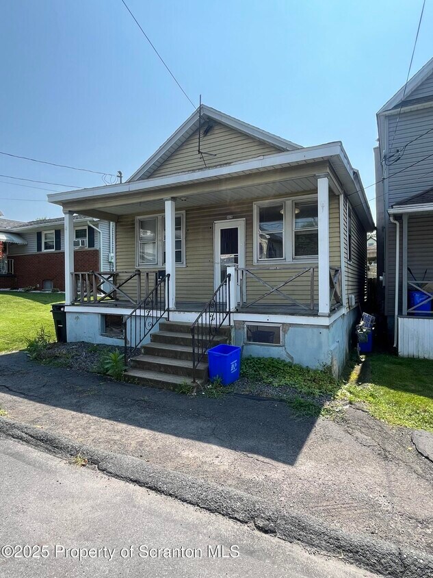 Primary Photo - 525 E Lackawanna Ave