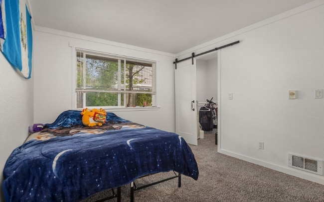 Foto del edificio - 14526 NE 6th Pl