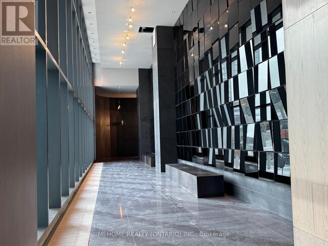 Building Photo - 8 Interchange Wy