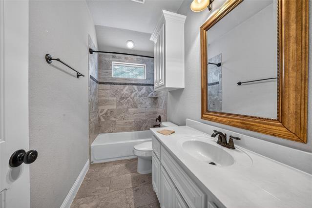 Foto del edificio - 16617 Dry Creek Blvd