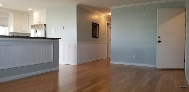 Foto del edificio - 1340 Ocean Ave