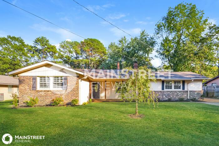 Primary Photo - 304 MATTERHORN DR, OLD HICKORY, TN 37138