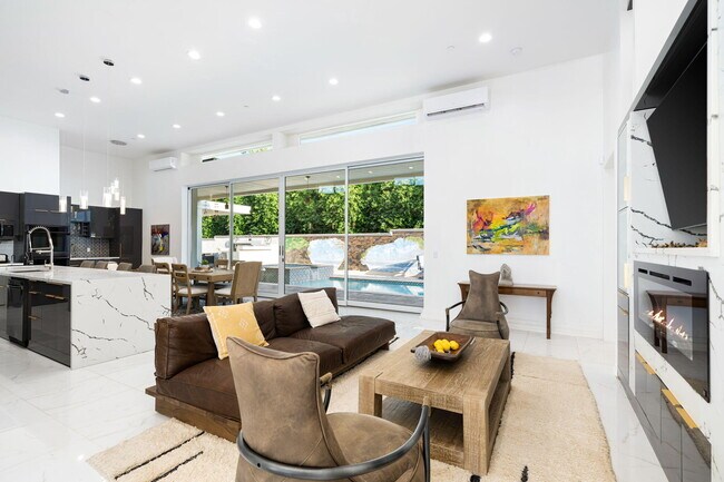 Foto del edificio - 74775 Del Coronado Dr