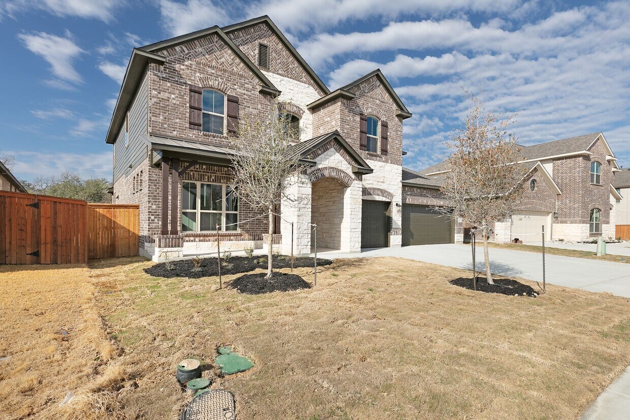 Primary Photo - Brand New Executive Home located Far North...