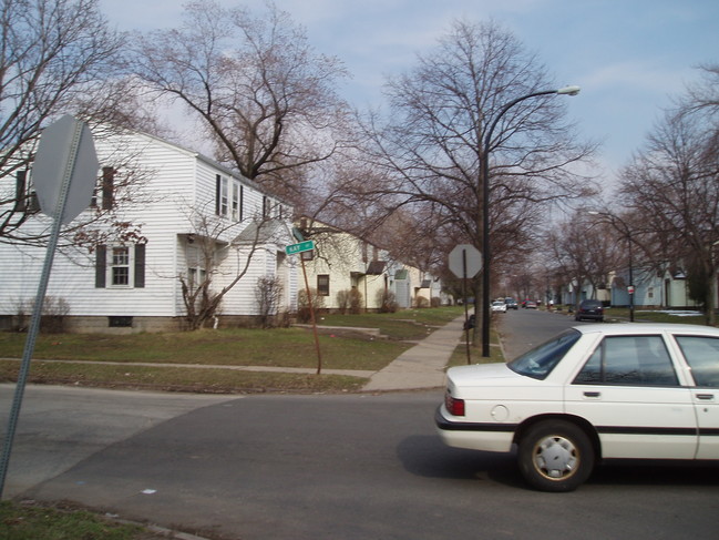 Landhouse Millicent Village: Multi-Family - Landhouse Millicent Village