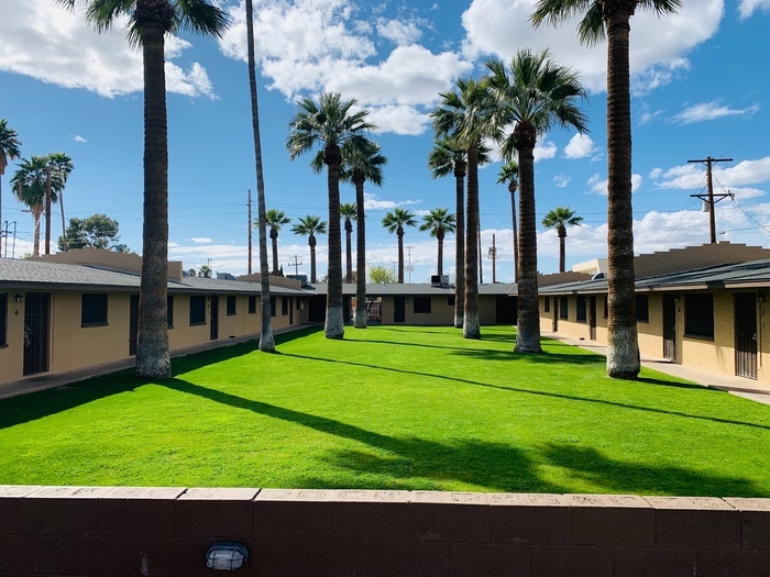 Primary Photo - LARGE ONE BED ONE BATH
