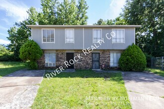 Building Photo - 9408 Lew Cir