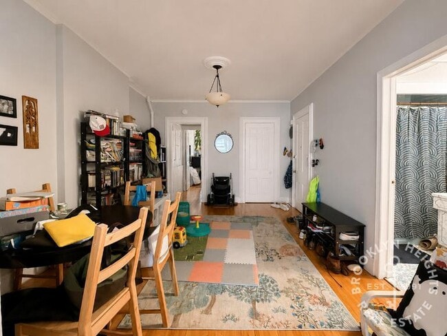 Building Photo - Floor-Through 1BR + Den – Top Floor Brownstone – Sun-Filled – Prime Location