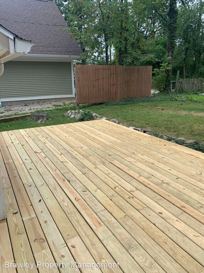 Foto del edificio - 5 br, 2 bath House - 719 E. Hunter Ave