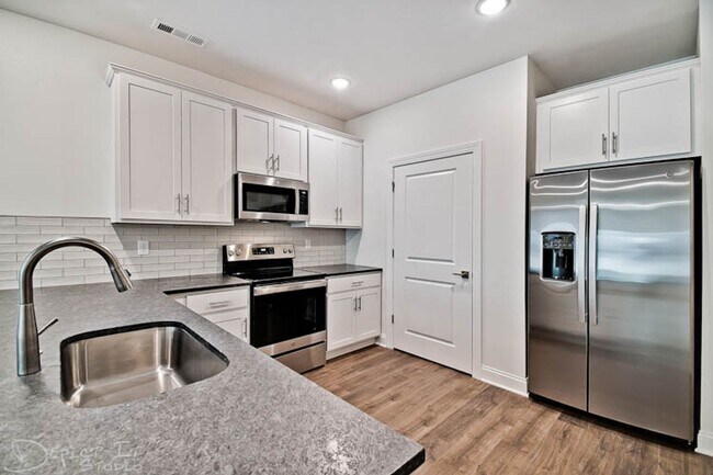 Foto del edificio - Big Creek Golf Course - 3 Bed 2 Bath Doubl...