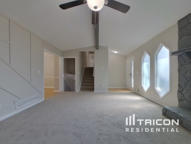 Building Photo - 480 Hunters Glen Ct