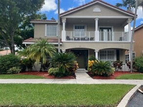Building Photo - 1551 Fenton Dr