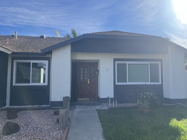 Building Photo - "Charming 4-Bedroom Coastal Retreat with 2 Baths"