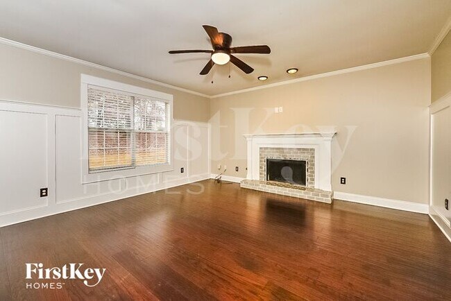 Building Photo - 1209 Ilex Ct