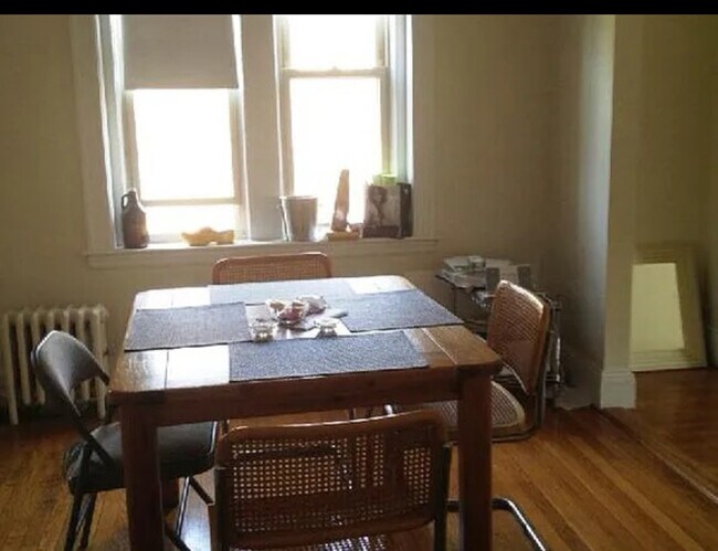 Foto del edificio - 1736 Beacon St