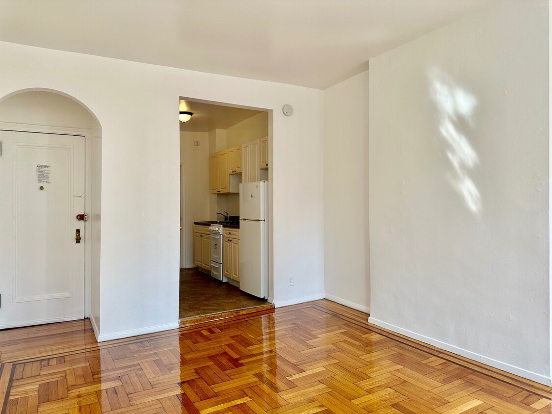 Foto del edificio - 124 W 112th St