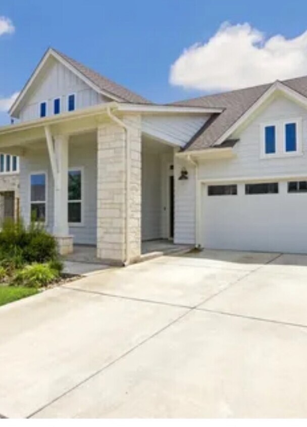 Foto principal - 8913 Spire View