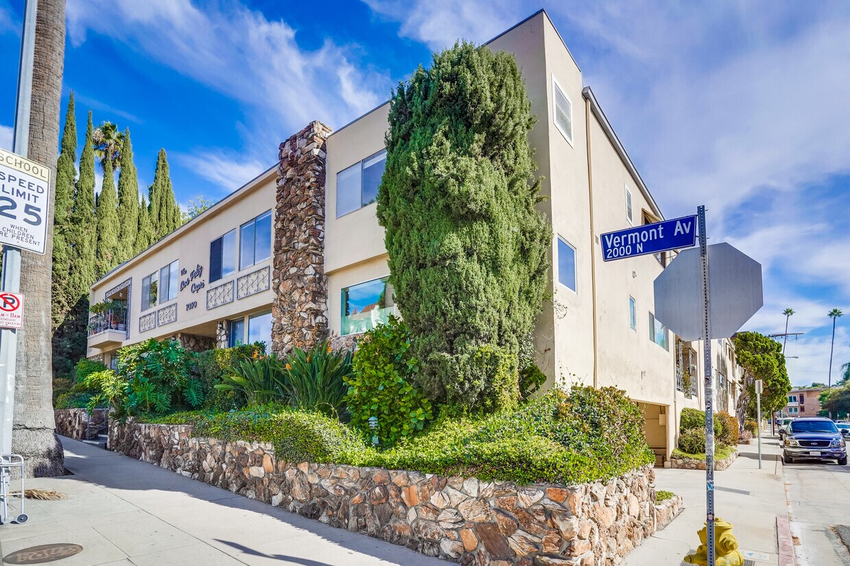 Foto principal - 2030 N Vermont Ave